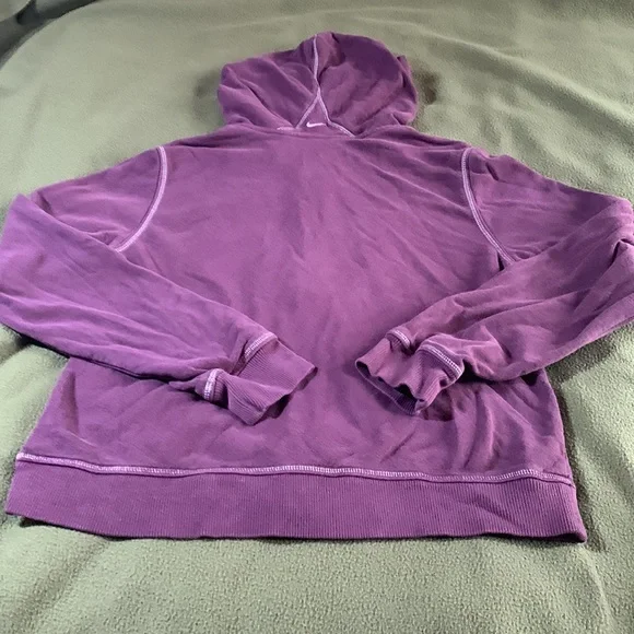 Nike purple, long sleeve, hooded sweatshirt. Zip up. Front pockets. Size large - Picture 8 of 9